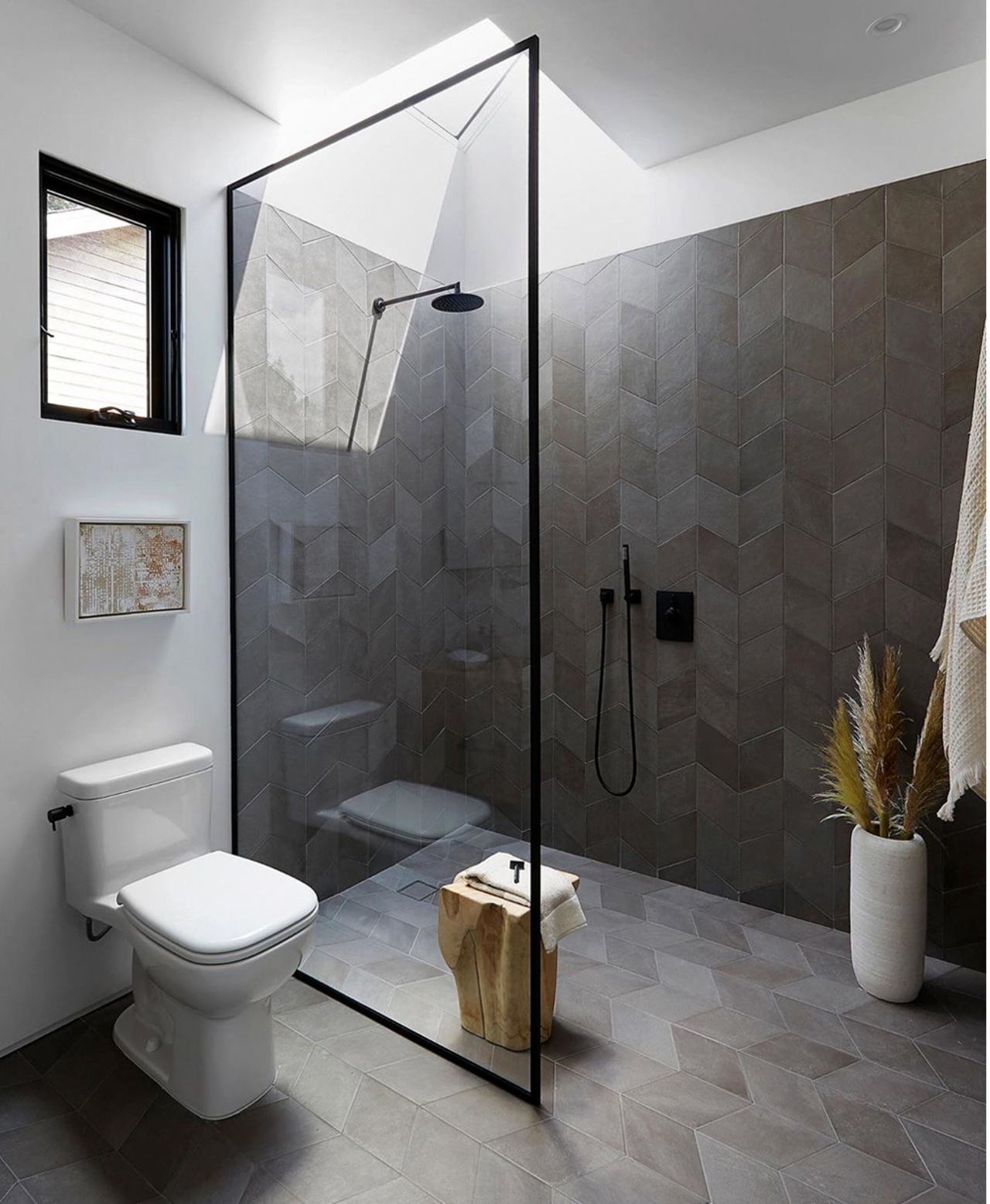 多种风格的浴室设计 满足你对浴室功能和视觉上的效果 普象网