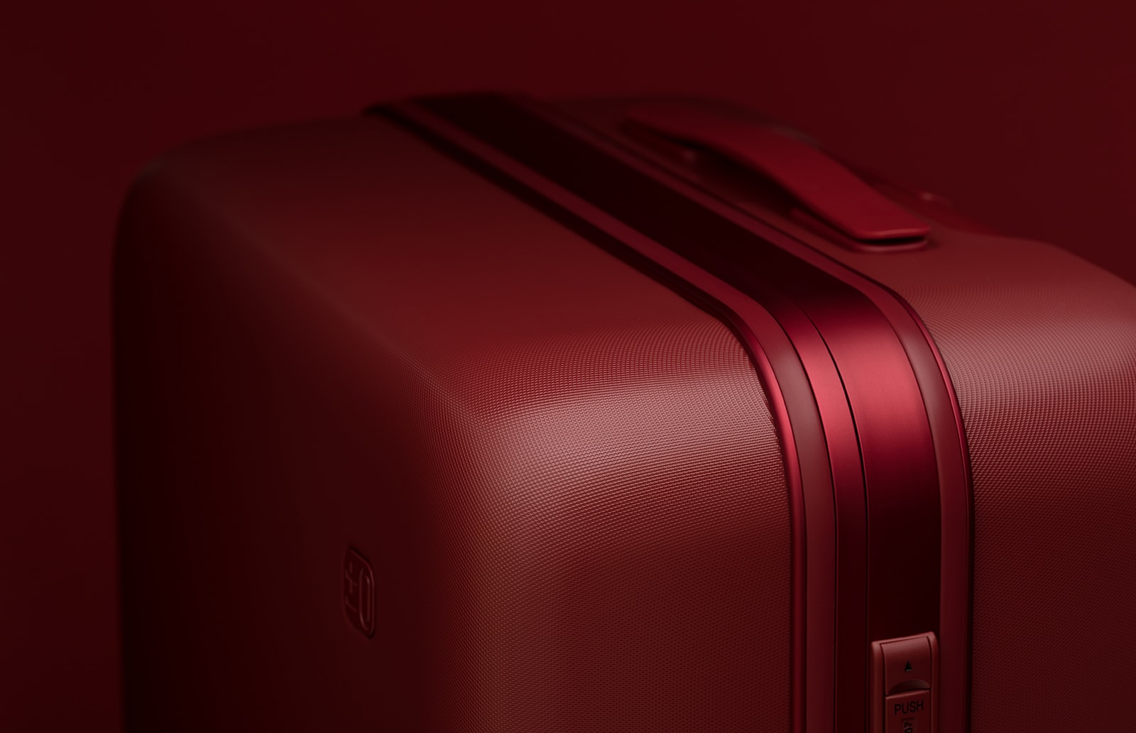 suitcase，white，Plus Minus Zero，