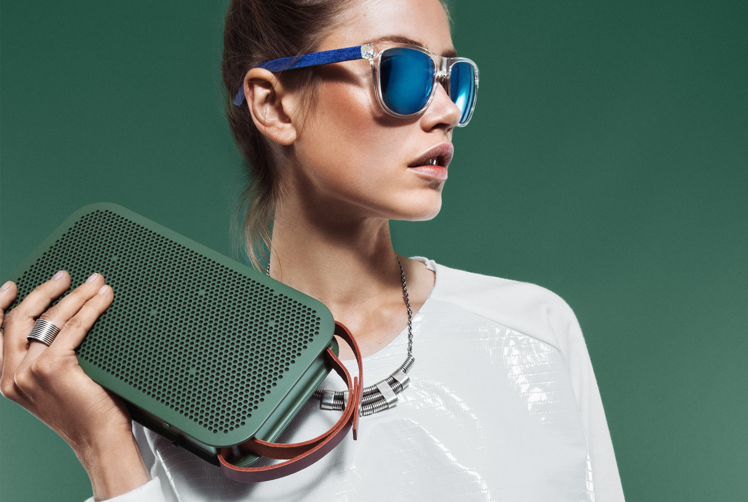 beoplay，Bluetooth，sound，fashion，loudspeaker box，speaker，Digital，