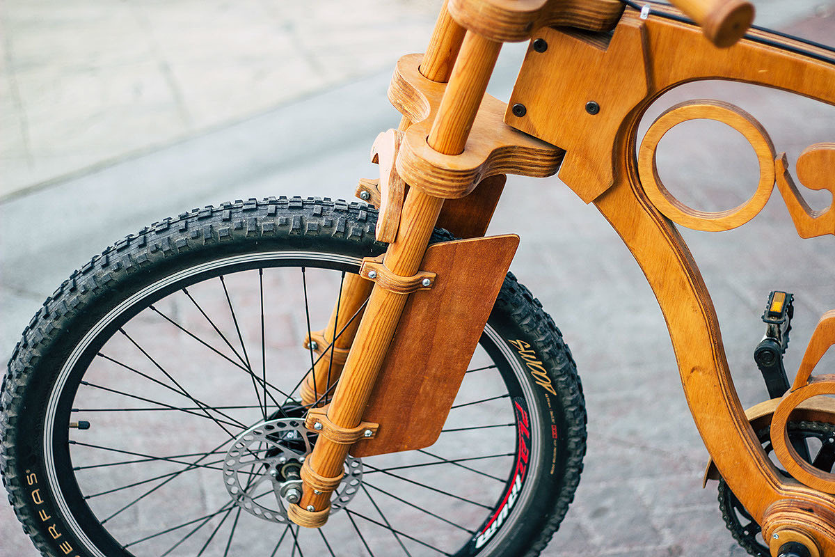 lithe，Simplicity，woodiness，comfortable，product design，traffic，