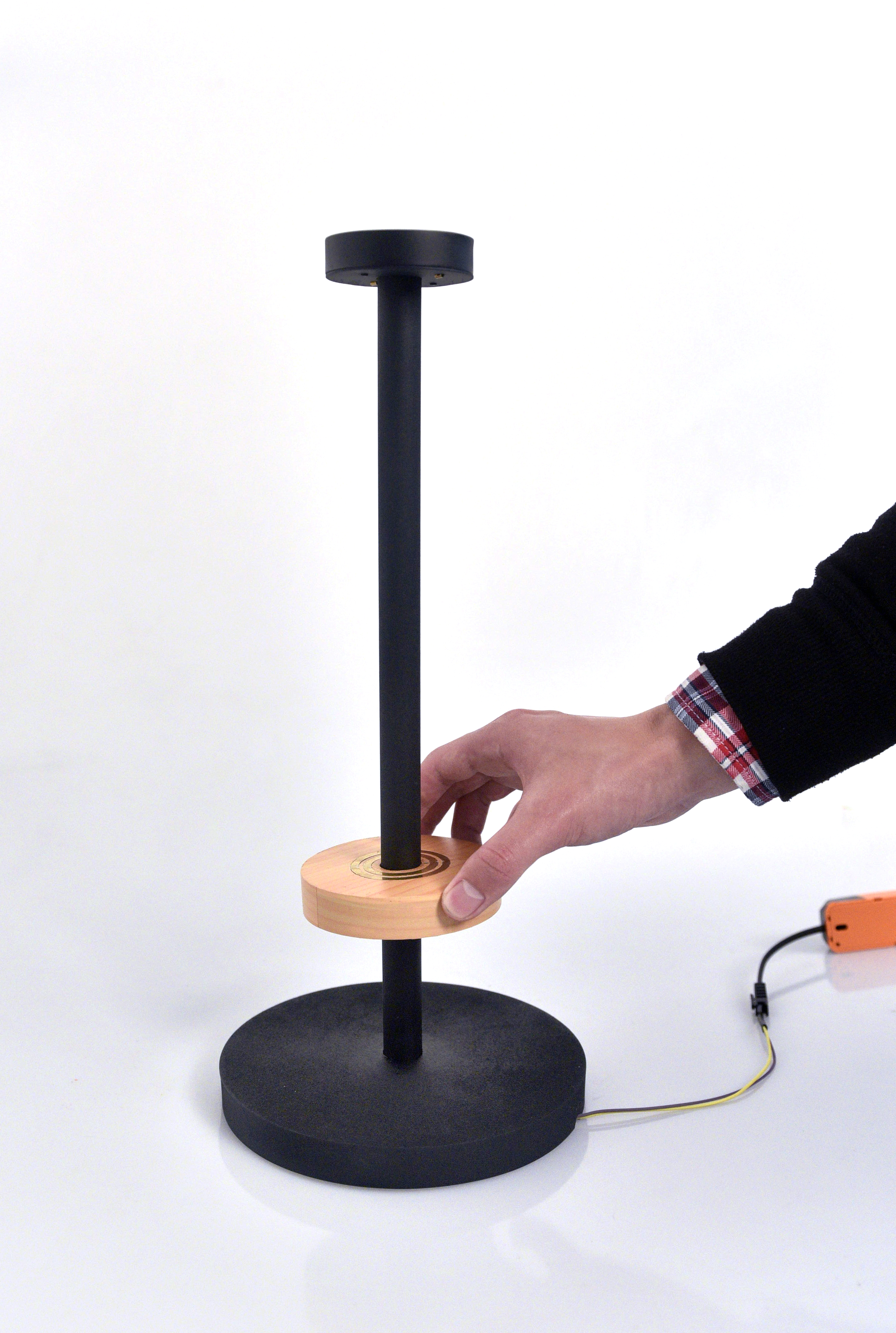 Desk lamp，suspension，lamps and lanterns，product，