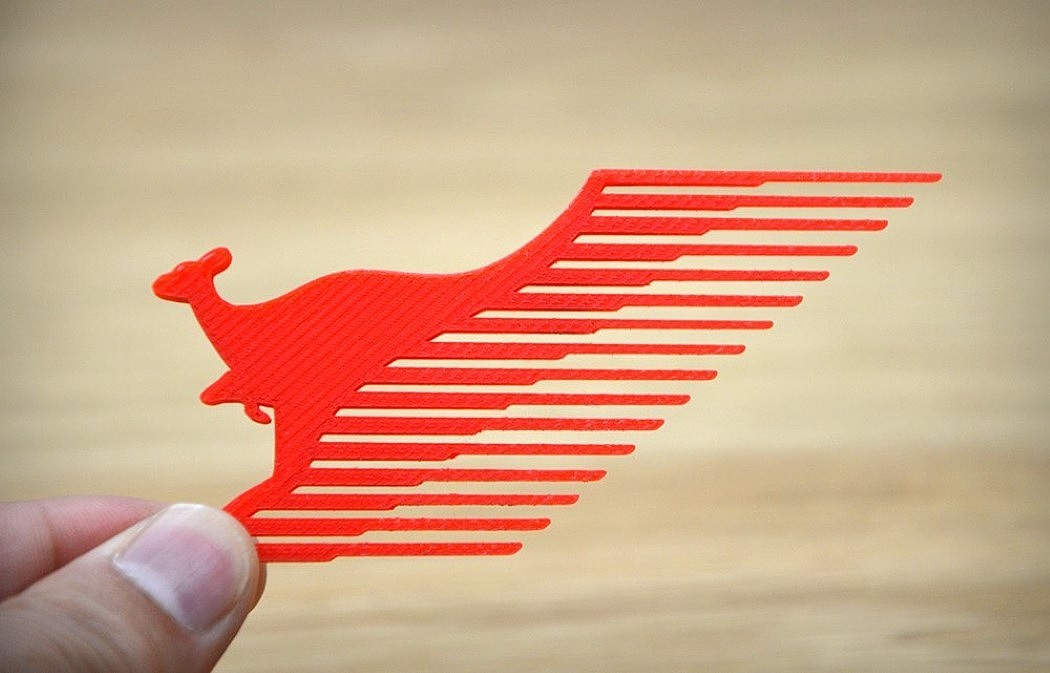 coat hanger，comb，McDonald's，logo，