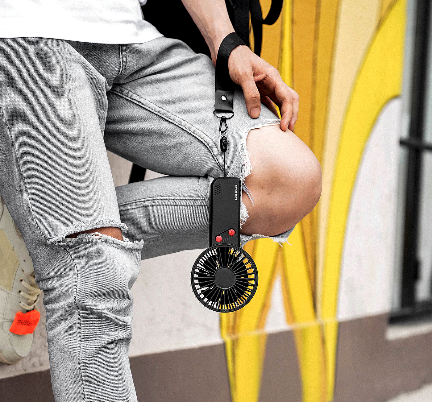 Handheld fan，game，bcase，summer，Fan，Cool tide，street，