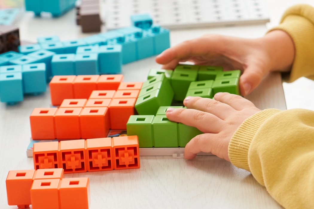 Toys，Puzzle，AniBlock，creative ability，