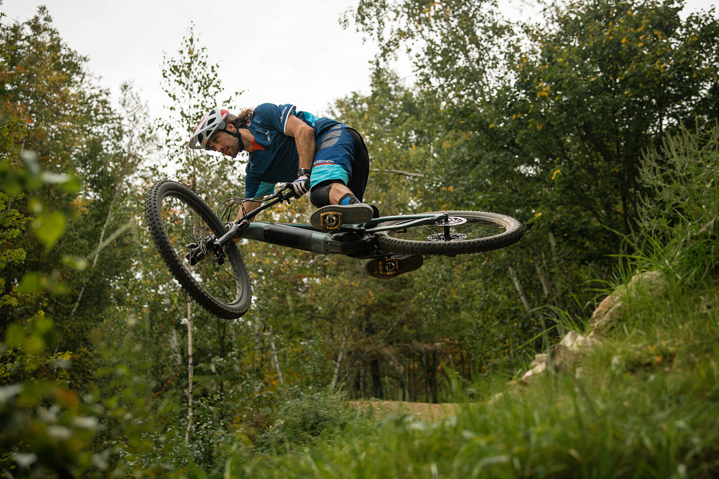 GT E-FORCE，Bicycle，vehicle，