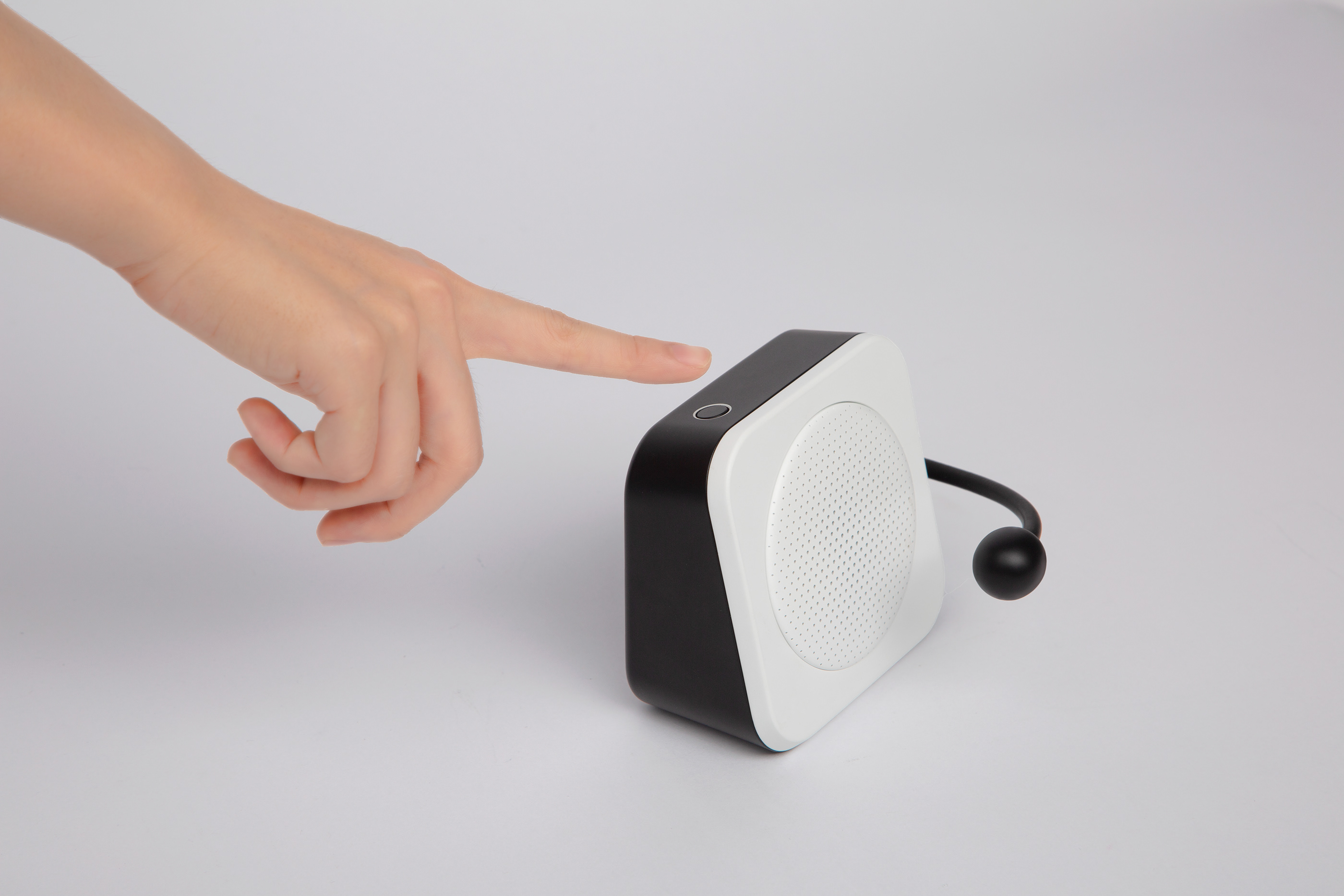 loudspeaker box，Sound reinforcement，Little bee，Bluetooth，