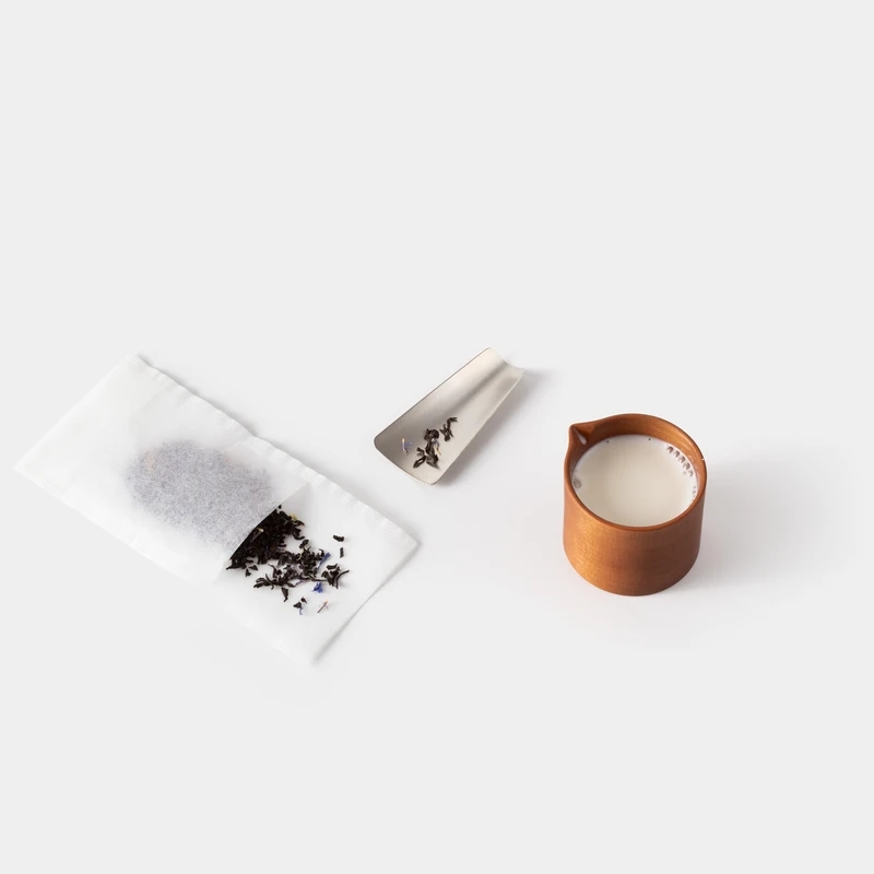 Measuring cup，glass，Kitchenware，woodiness，