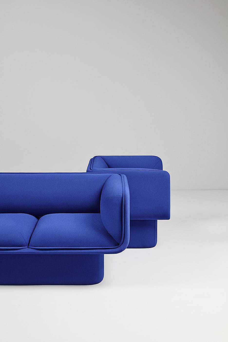 Monochrome design，geometry，Soft minimalism，furniture，