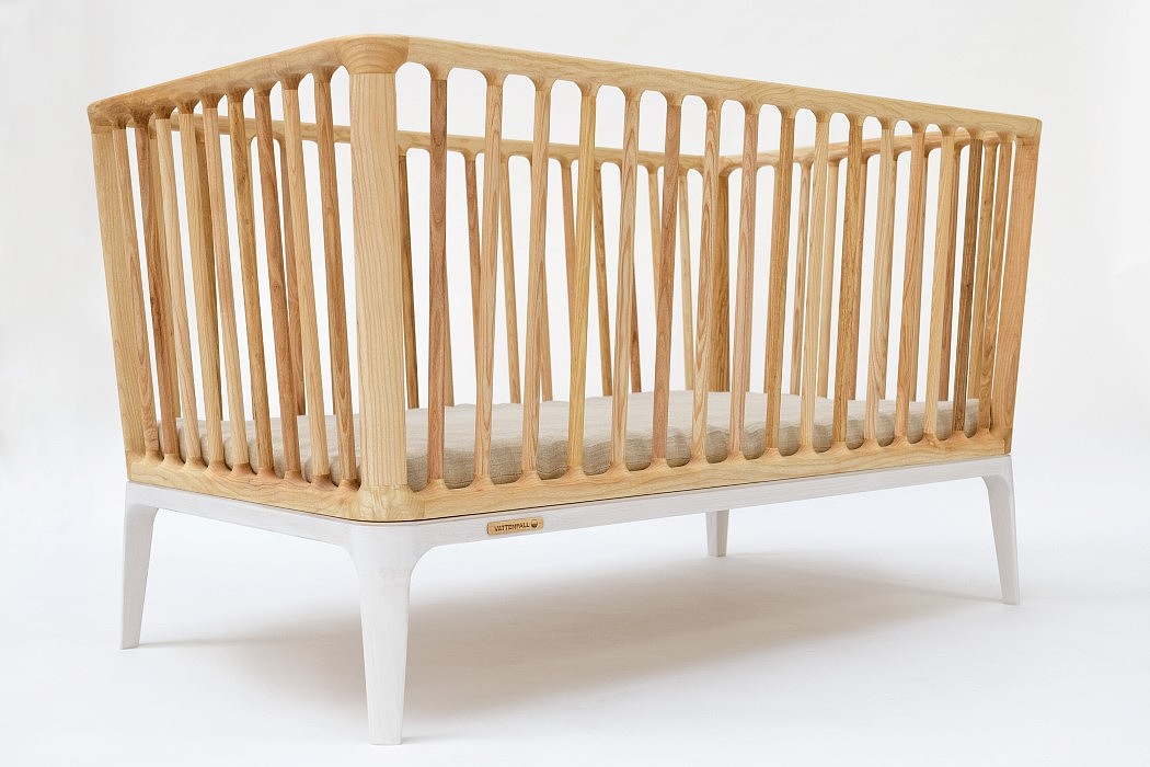 baby carriage，Sustainable design，Pollution free processing，renewable energy，