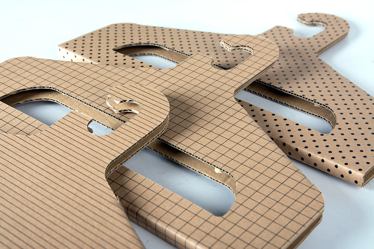 Home Furnishing，Clothes hanging，Corrugated paper，recovery，environment protection，