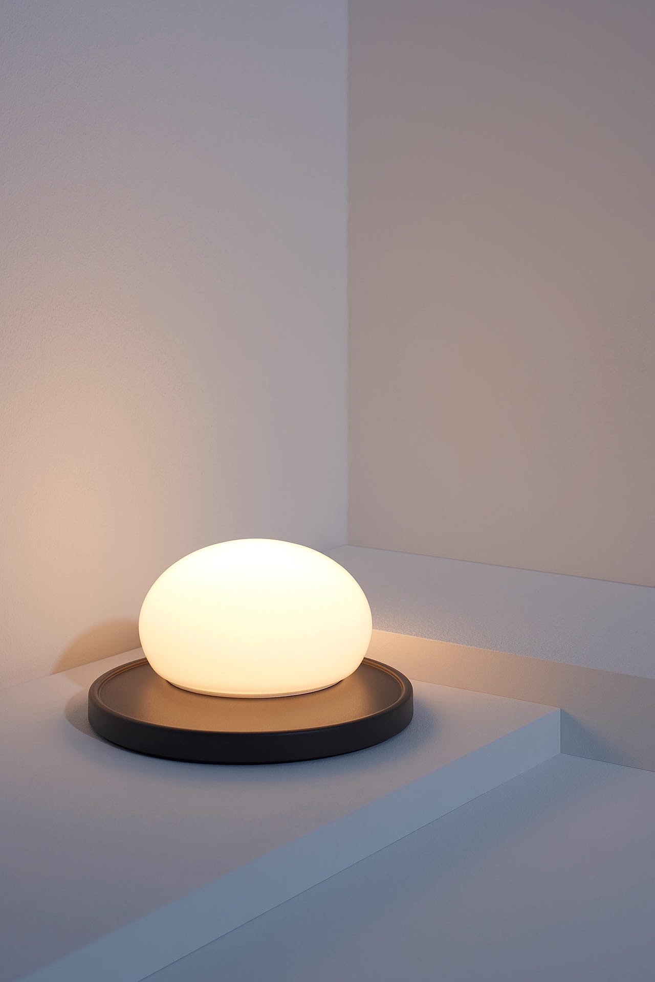 interactive，Lamp design，Small ball，