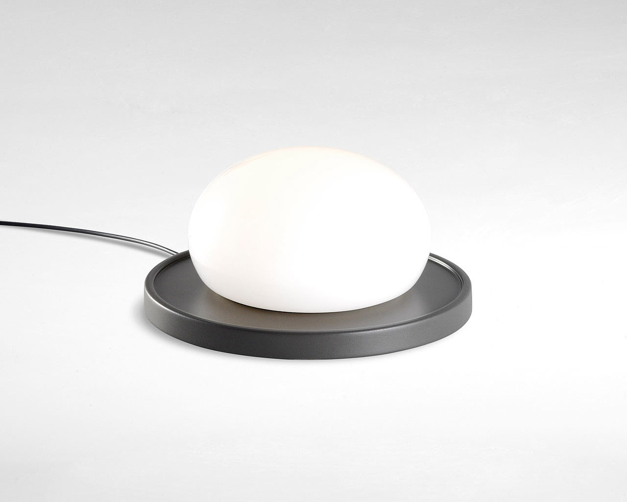 interactive，Lamp design，Small ball，