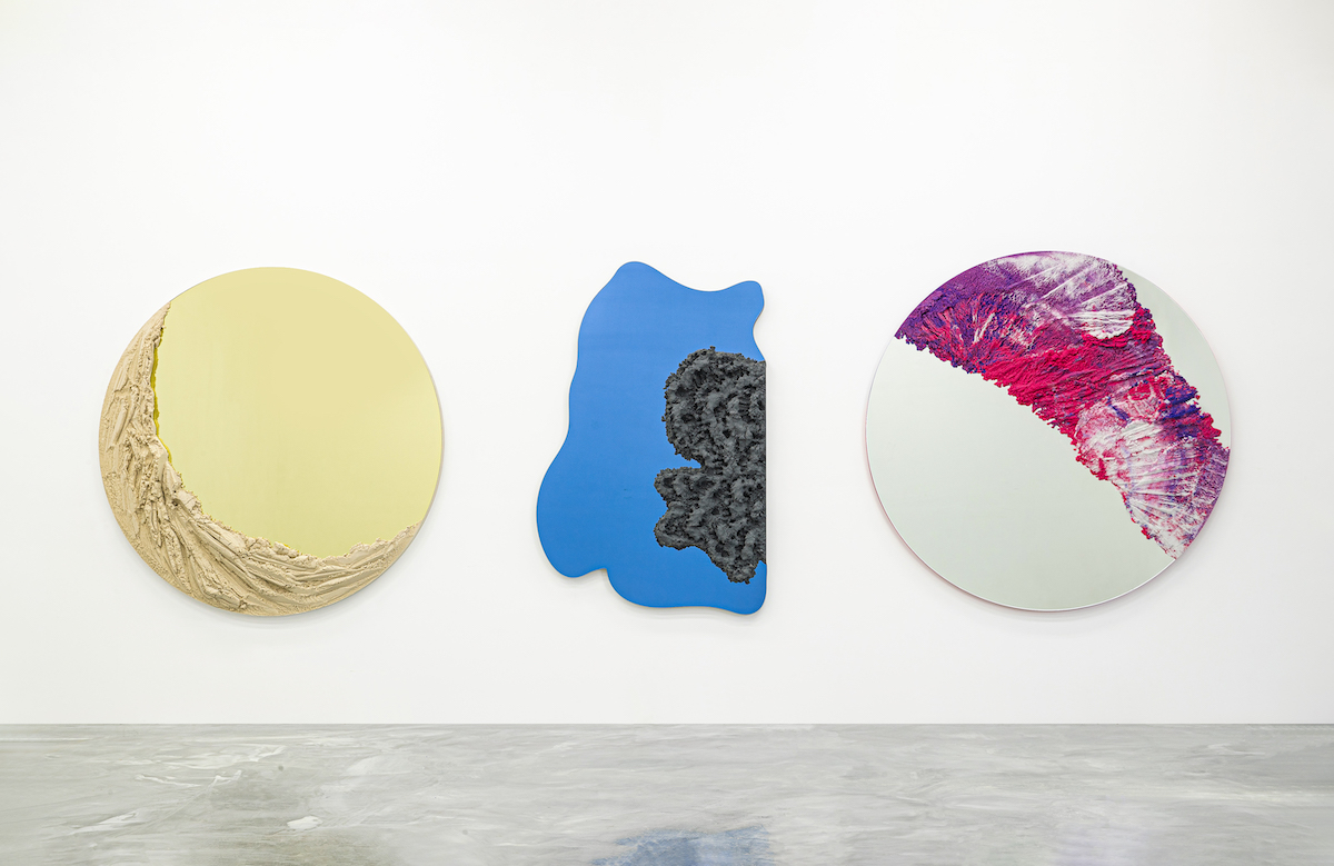 Artwork，Sculpture，mirror，Exhibits，