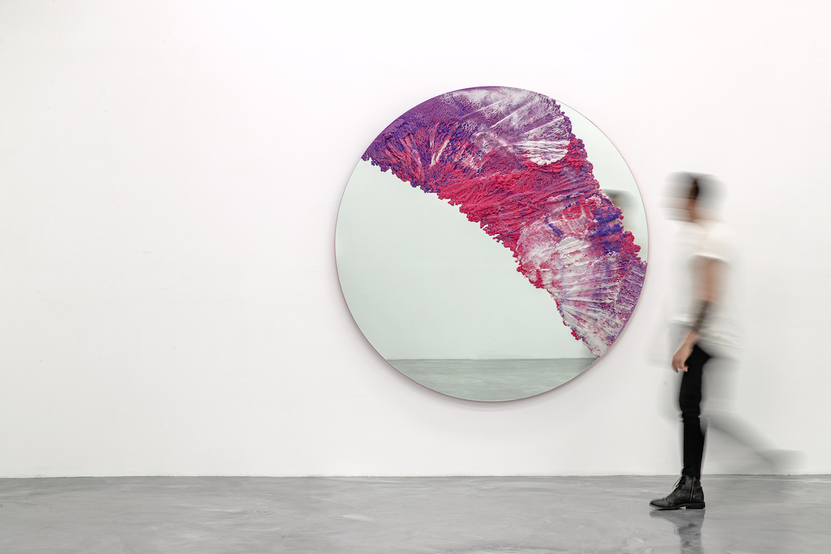 Artwork，Sculpture，mirror，Exhibits，