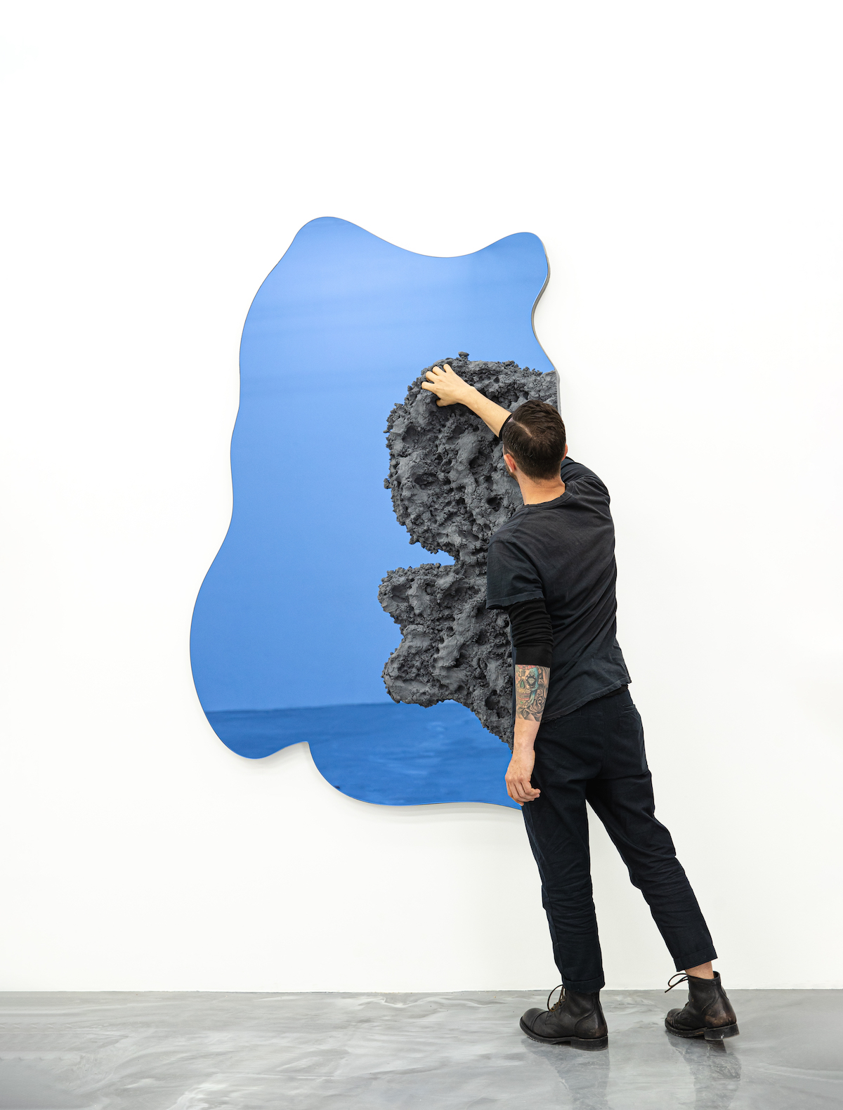 Artwork，Sculpture，mirror，Exhibits，