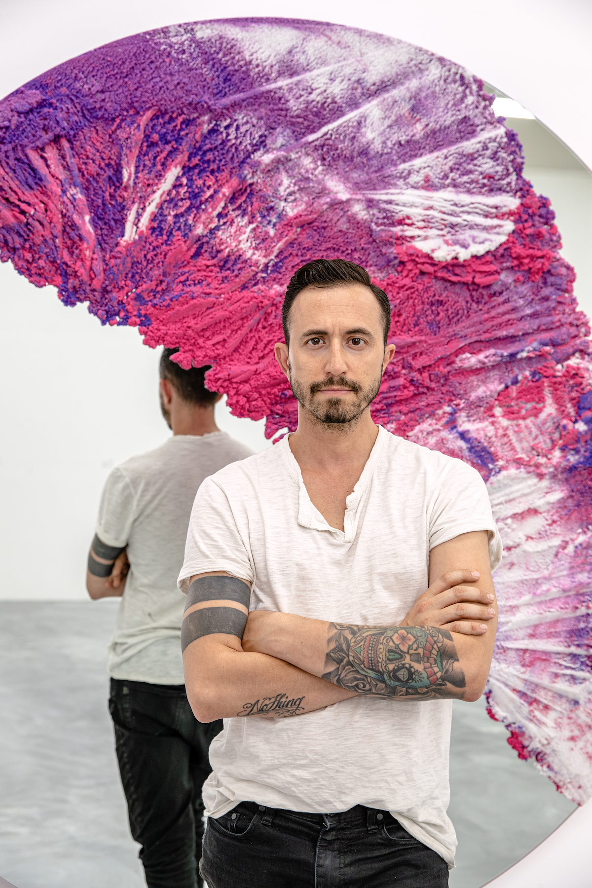 Artwork，Sculpture，mirror，Exhibits，