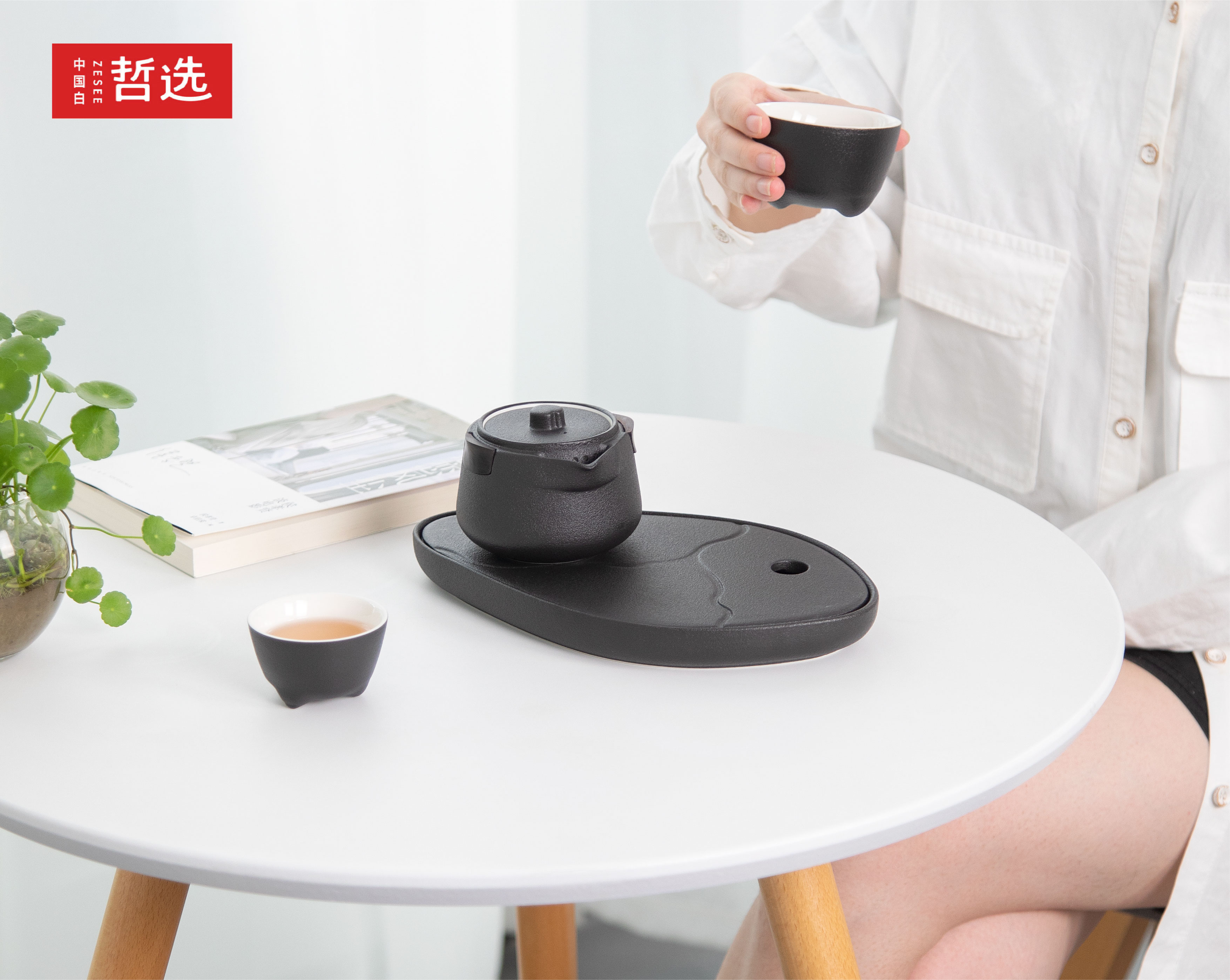 Simplicity，teapot，Convenient tea set，One pot and two cups，Zhe Xuan，Express cup，Polar bear，Chinese white，