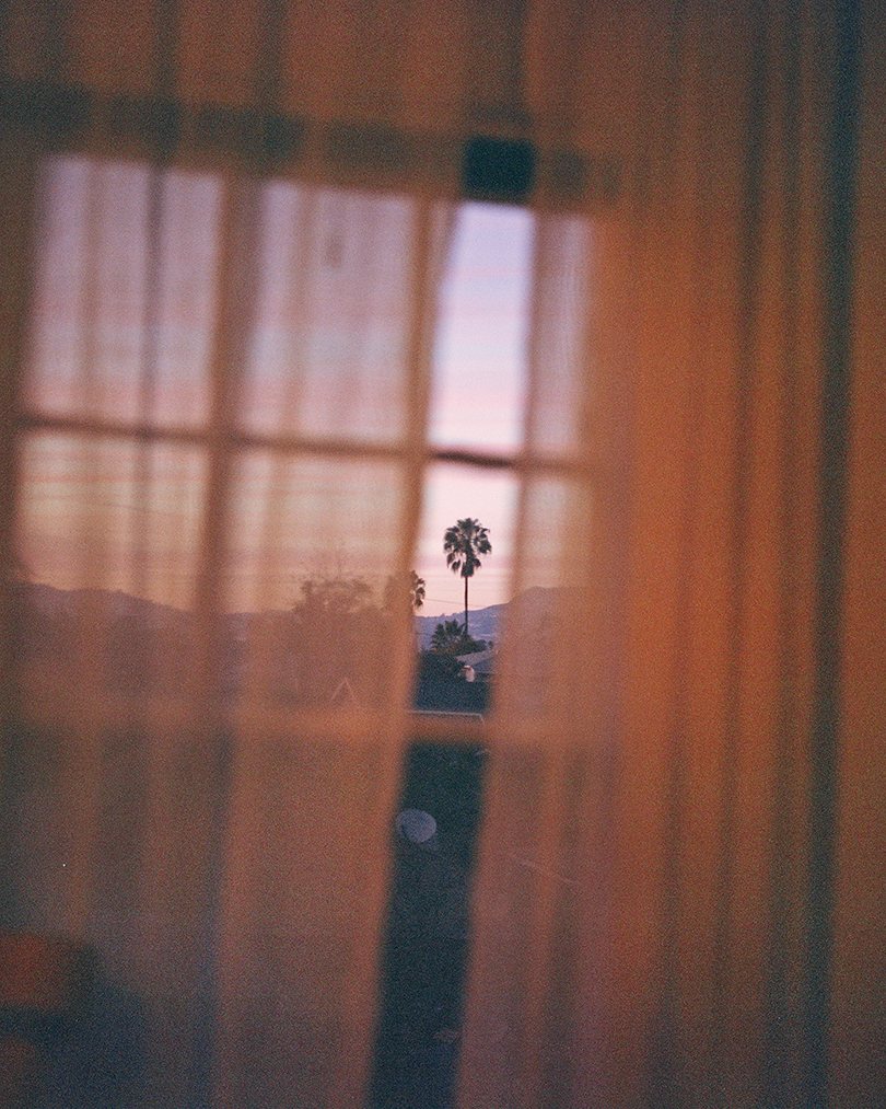 Camera，Riverola，scenery，character，