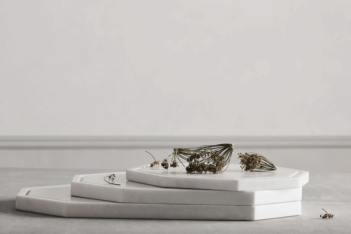 Pavel Vetrov，a chopping board，Octagonal，chopping block，wooden ，