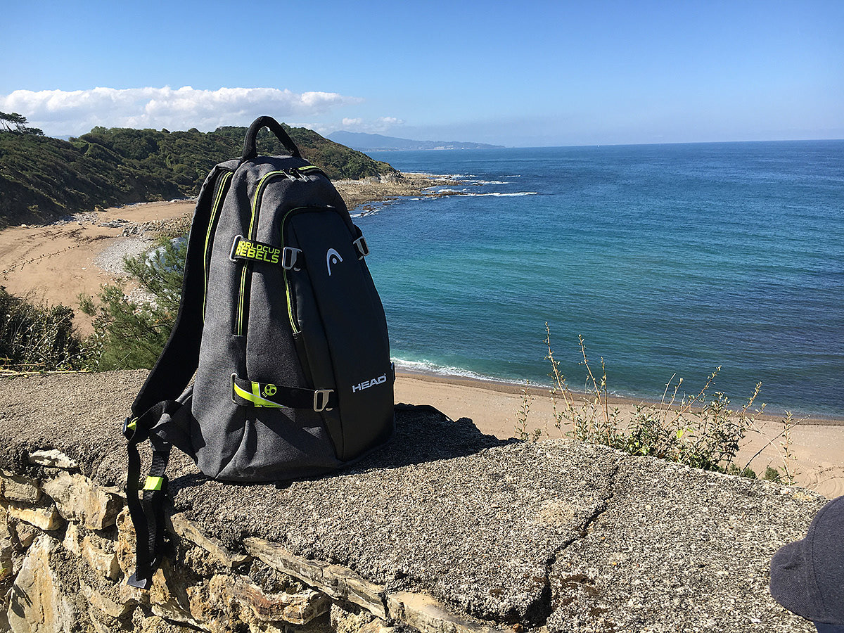 knapsack，outdoors，skiing，