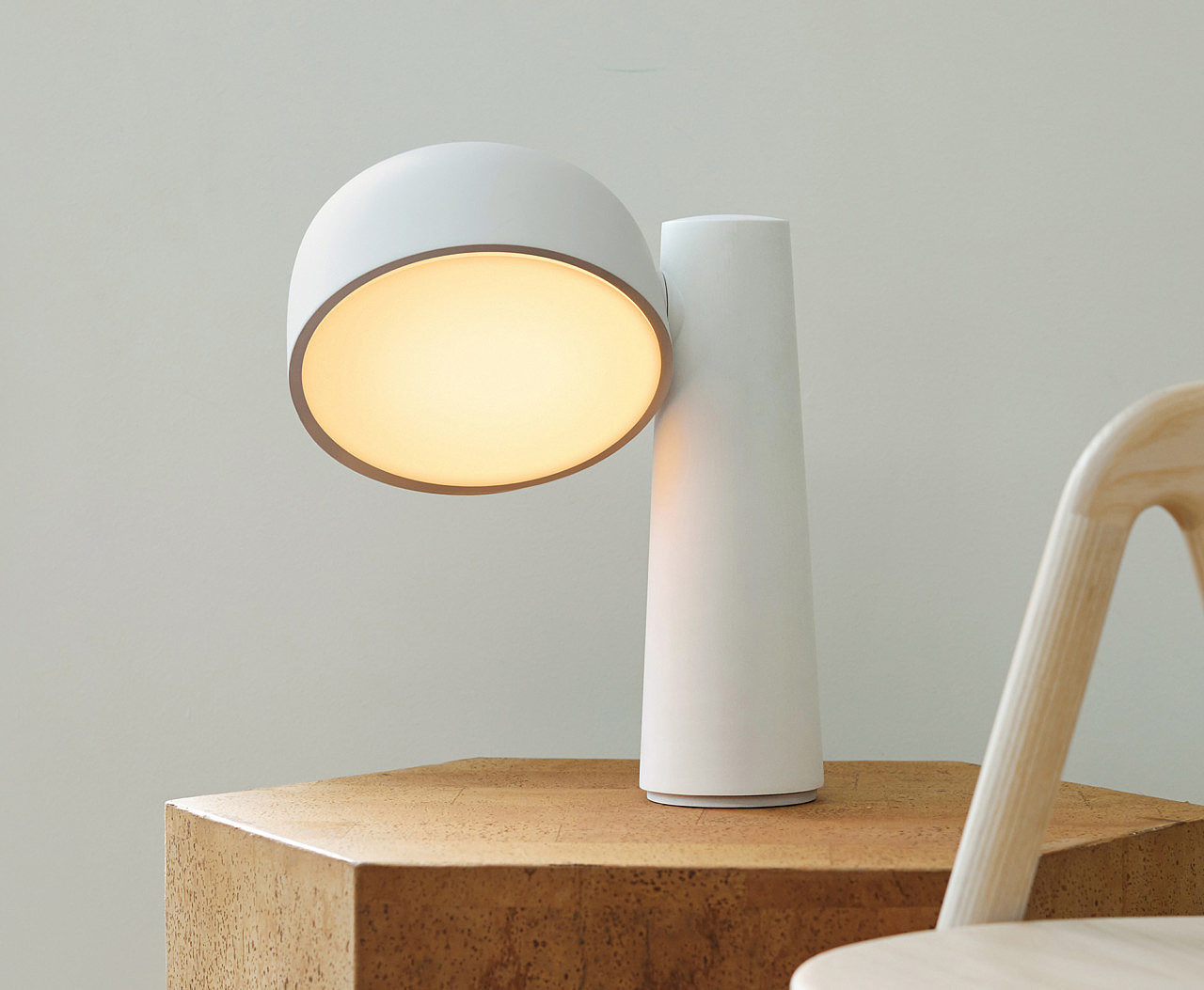 Simplicity，geometry，Desk lamp，lighting，