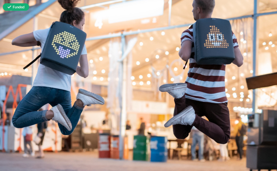 led，knapsack，Out of the street，