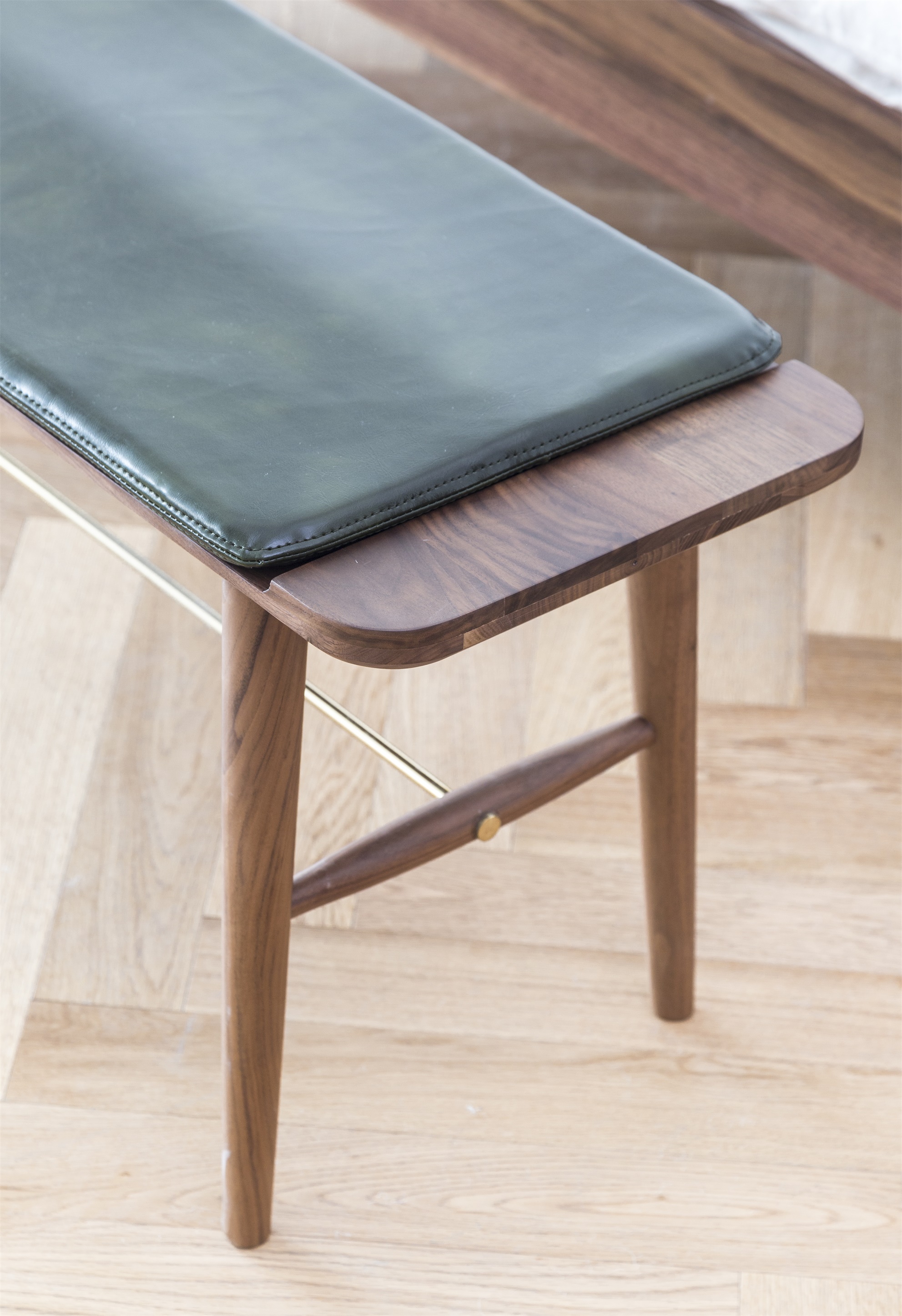 Furniture designer Ren Mengying，