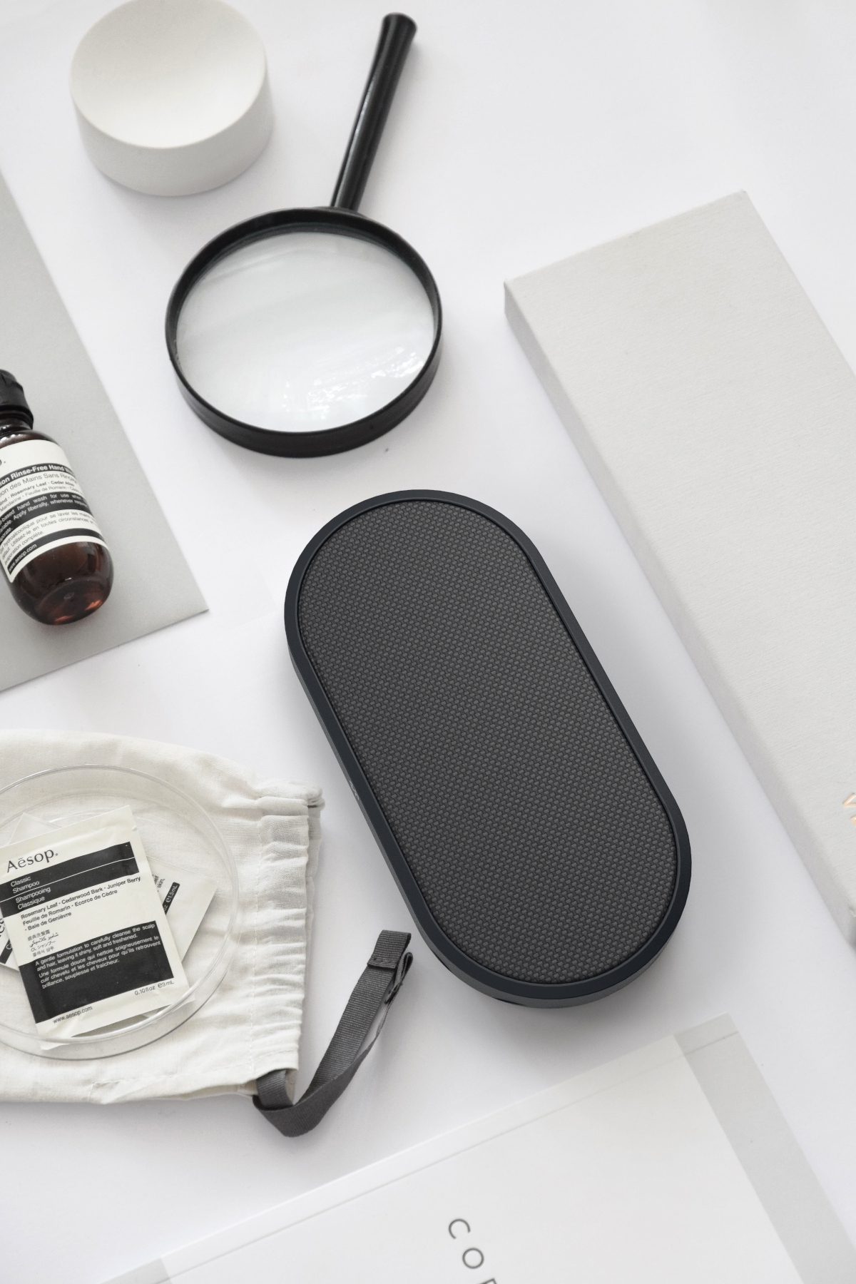 Power Supply，charge，electronic product，product design，concise，lighting，