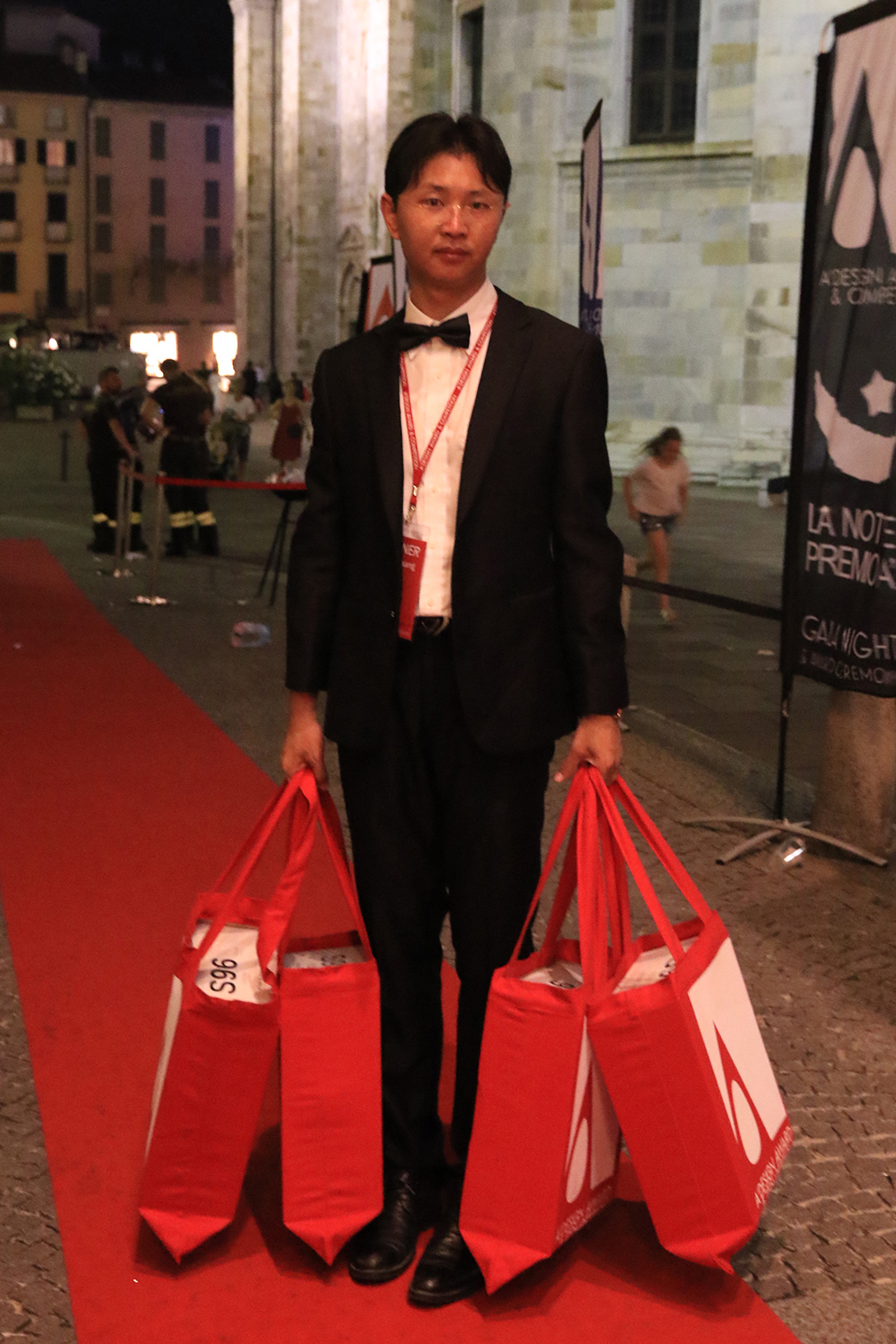 Tea packaging，Chinese style，Hongyanxi gold tea，packing design，Moment creativity，Zeng Ling，