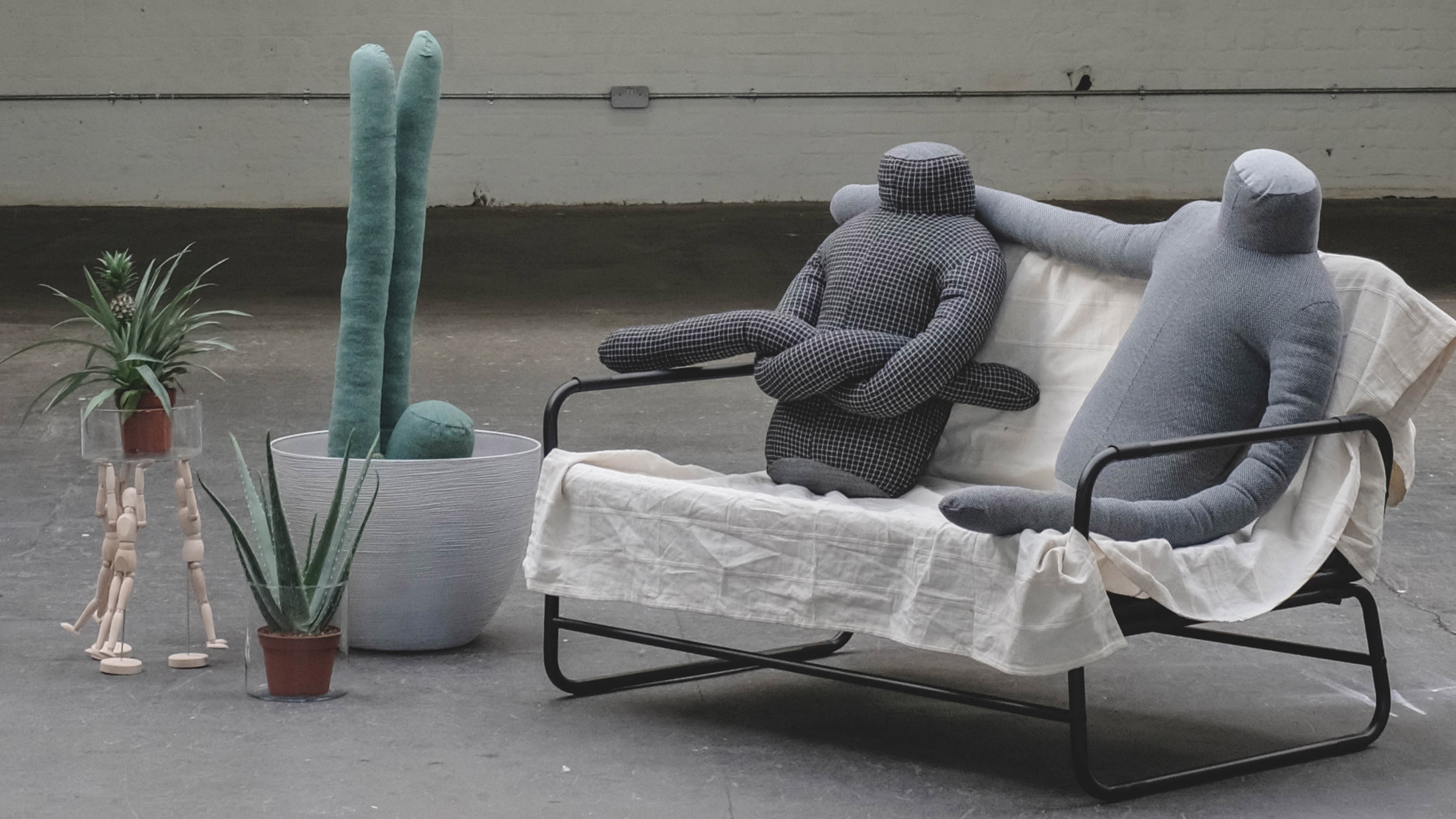 Cushion，Ergonomics，comfortable，unique，