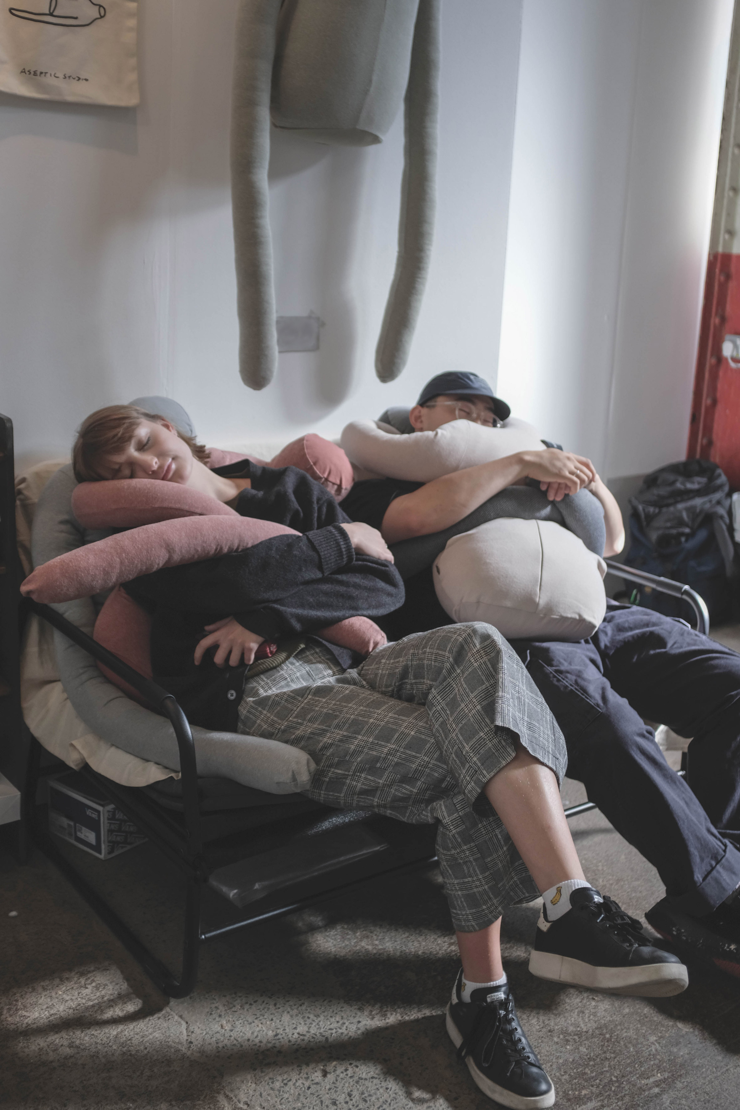 Cushion，Ergonomics，comfortable，unique，