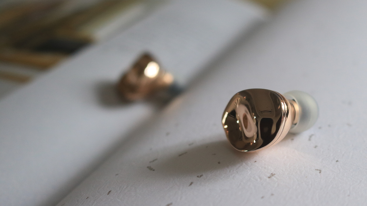 Earphone design，