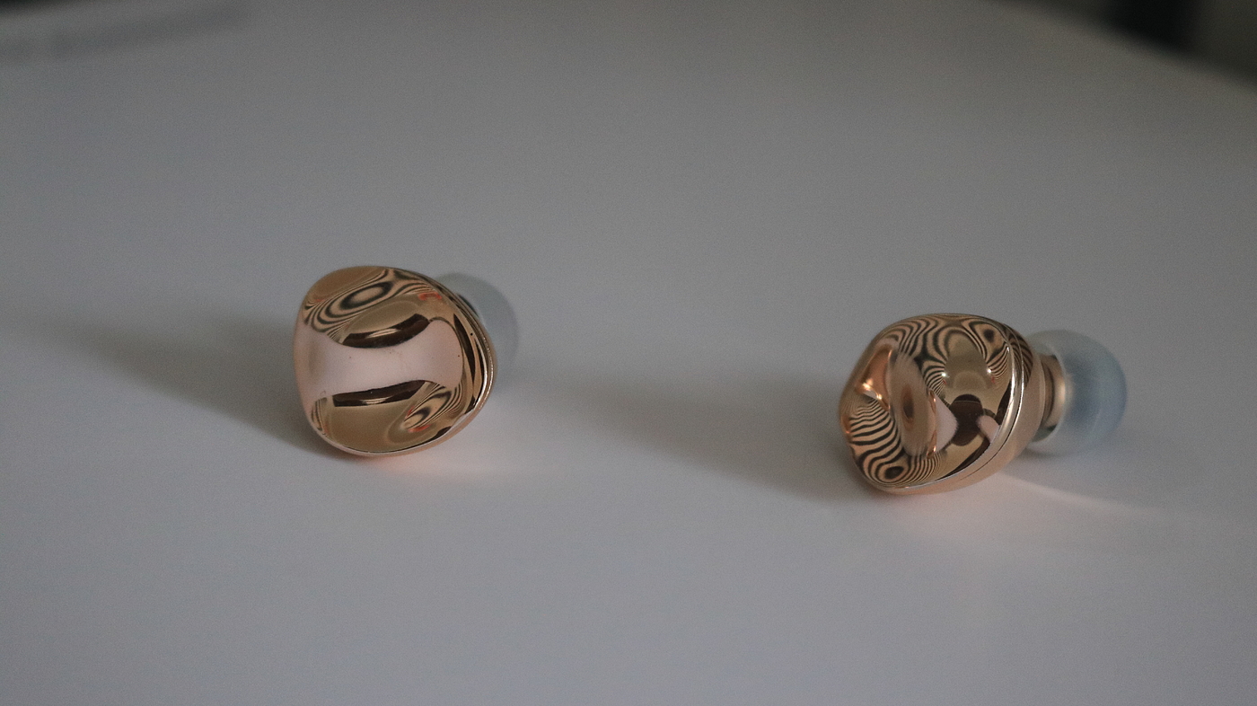 Earphone design，