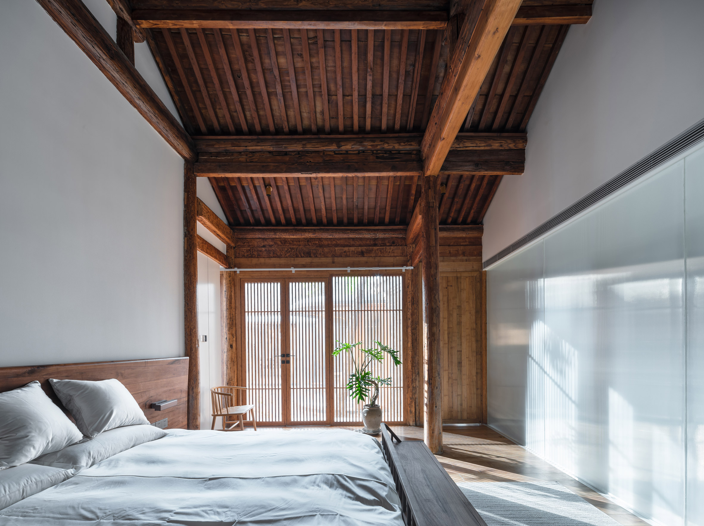 Courtyard Dwellings，Glass，screen，Corridor，