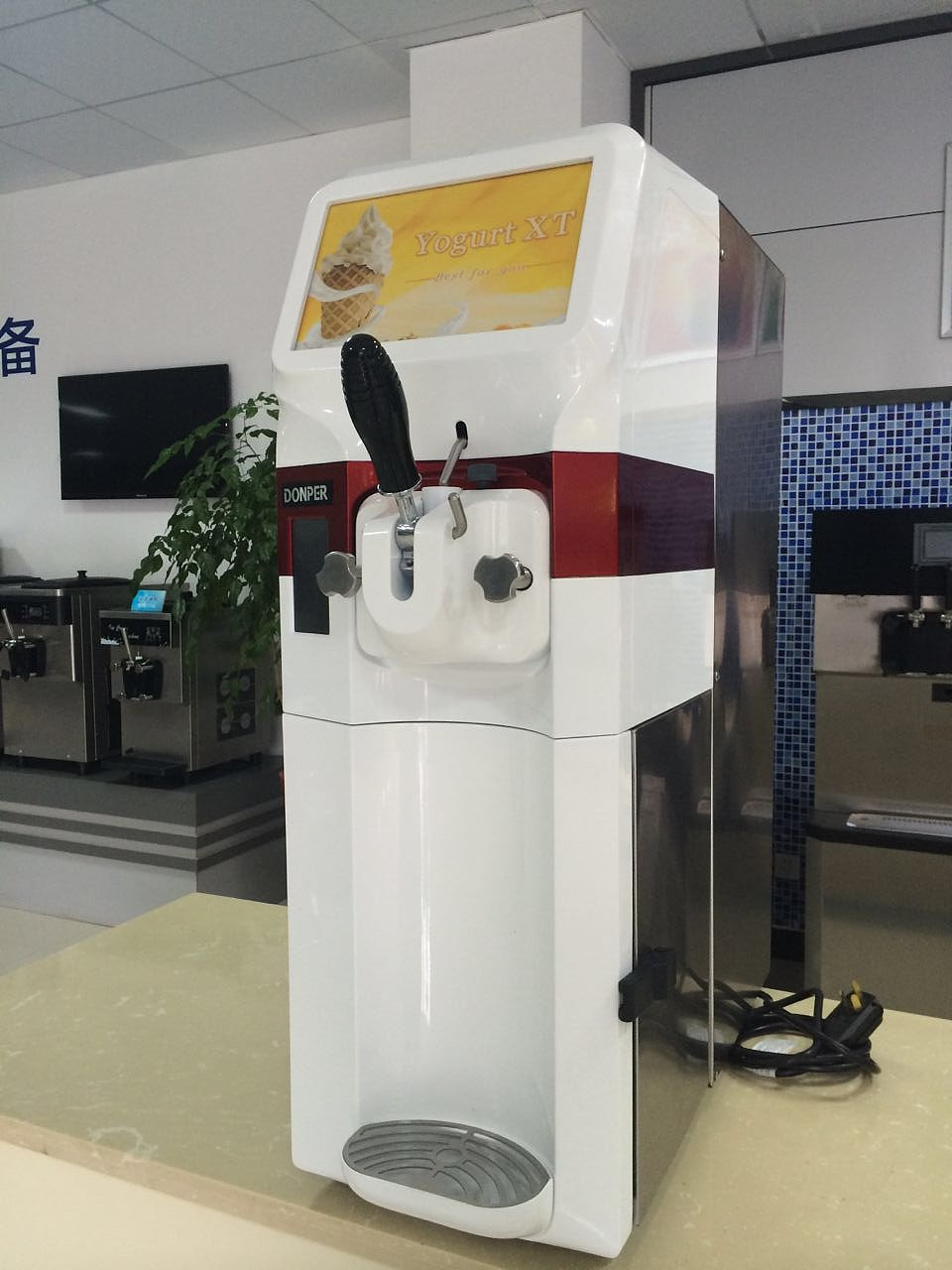 product design，Ice cream machine design，Product development，industrial design，Hot and dry noodles for design，new product development ，Appearance design，Modeling design，