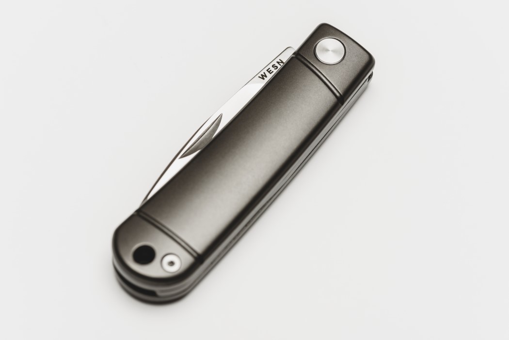 steel knife，Pocket knife，Portable，woodiness，