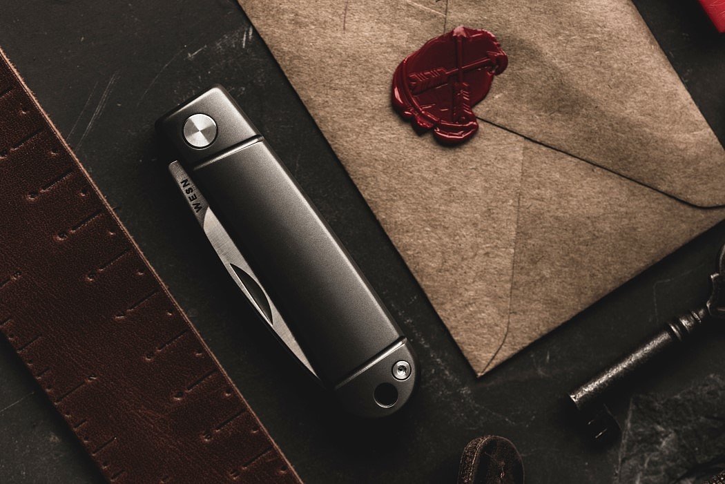 steel knife，Pocket knife，Portable，woodiness，