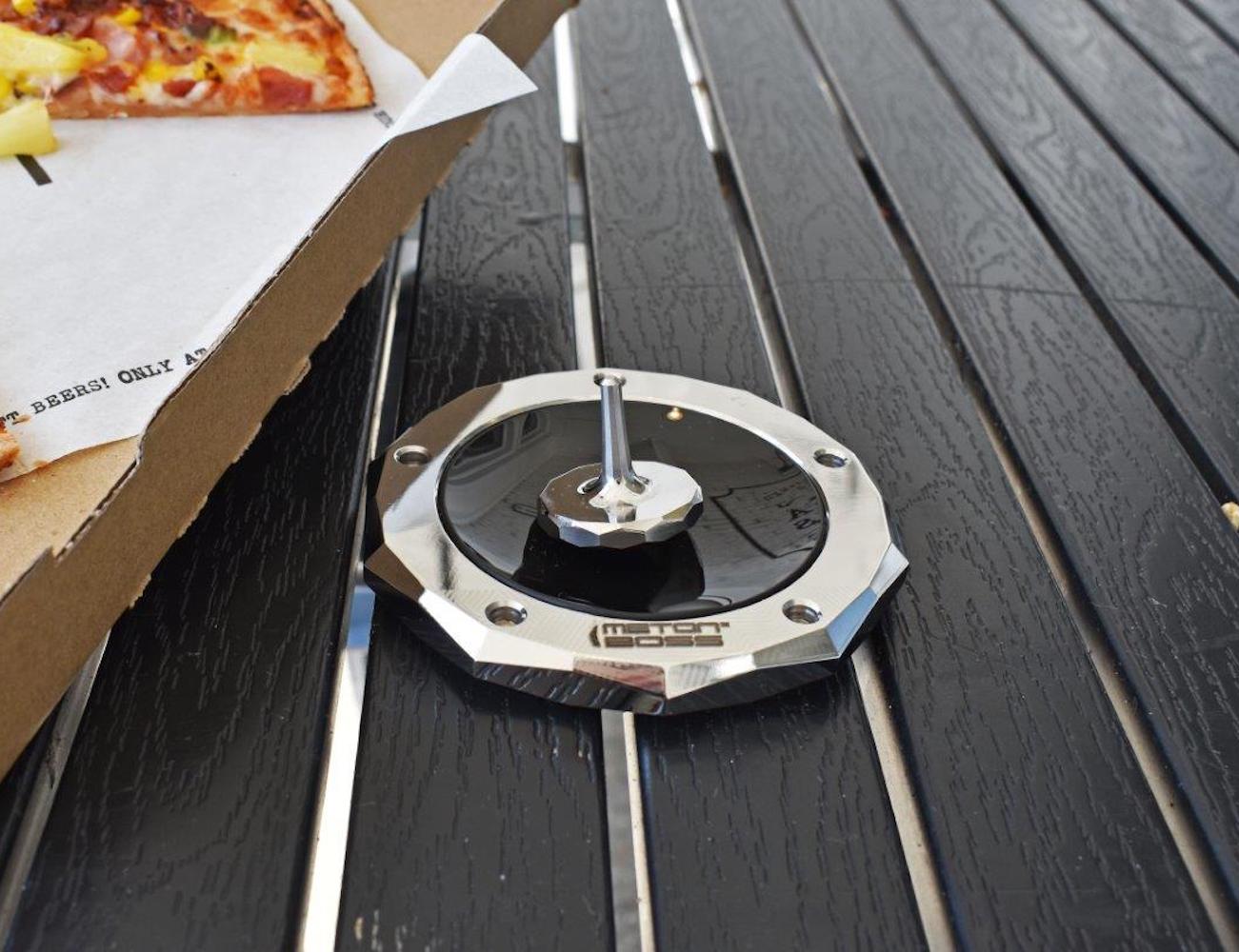 top，Titanium metal，decompression，