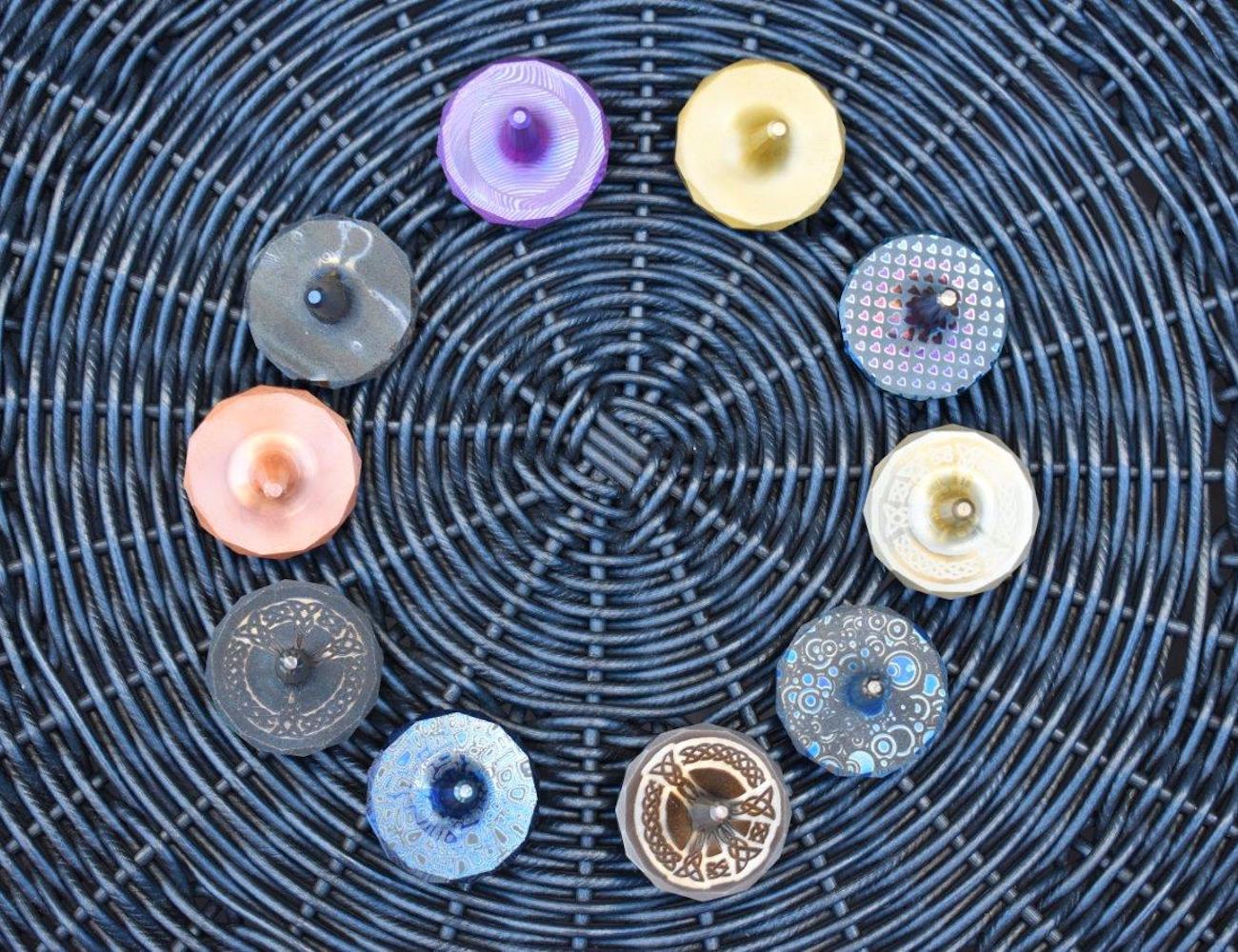 top，Titanium metal，decompression，