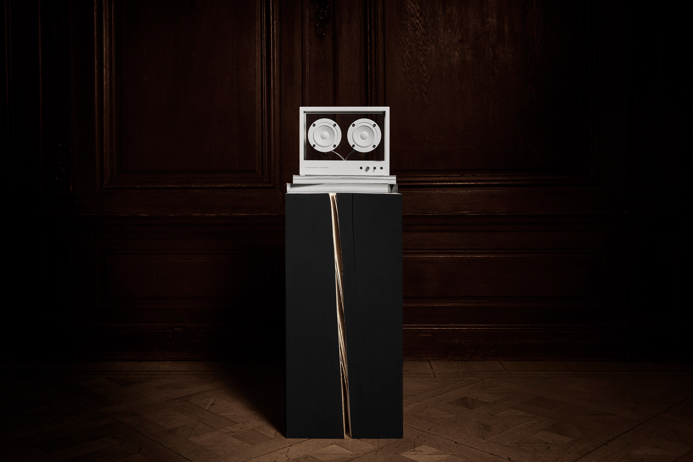 white，Bluetooth audio，Transparent Sound，