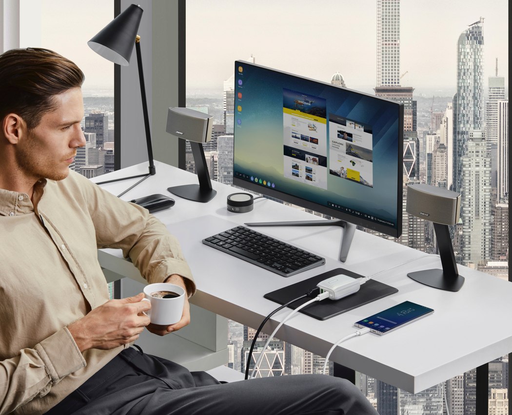 small and exquisite，Hub，Hybrid power adapter，