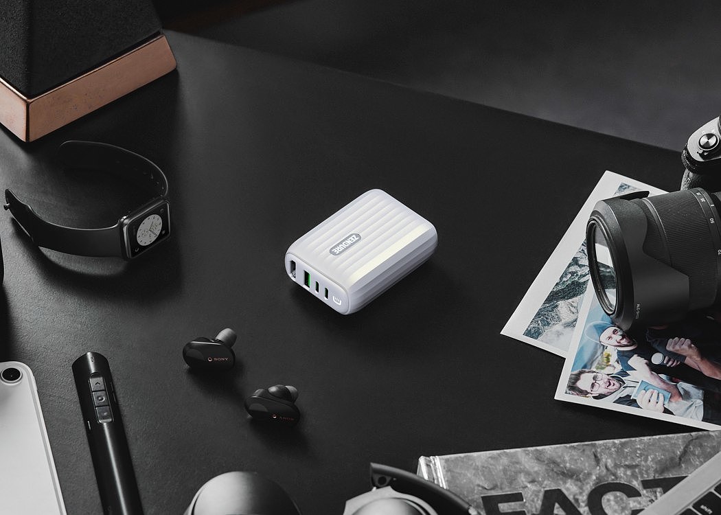 small and exquisite，Hub，Hybrid power adapter，