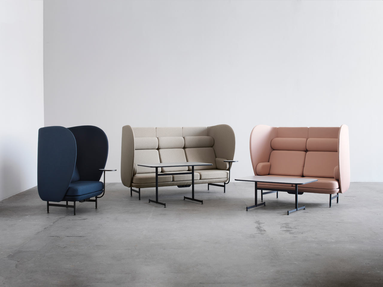 to work in an office，private，chair，furniture，