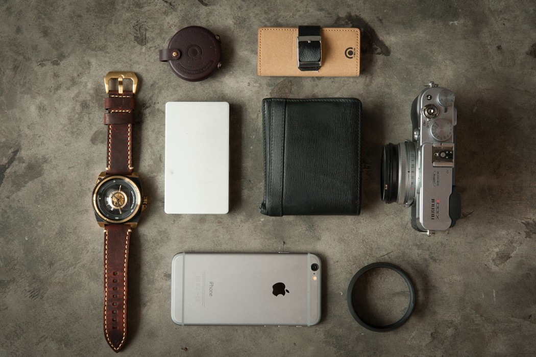 product design，intelligence，Retro，science and technology，gentleman，luxurious，