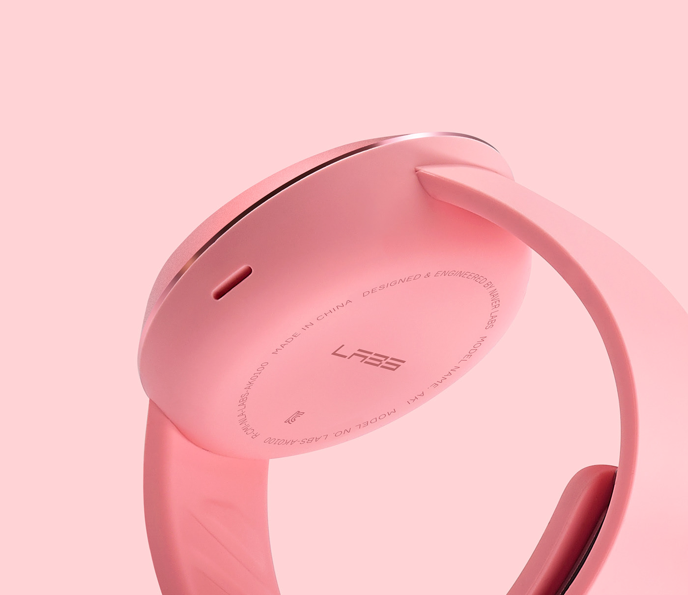 Wrist watch，Wristwatch，children，waterproof，app，AKI，KIM SEUNGWOO，Wireless charging，