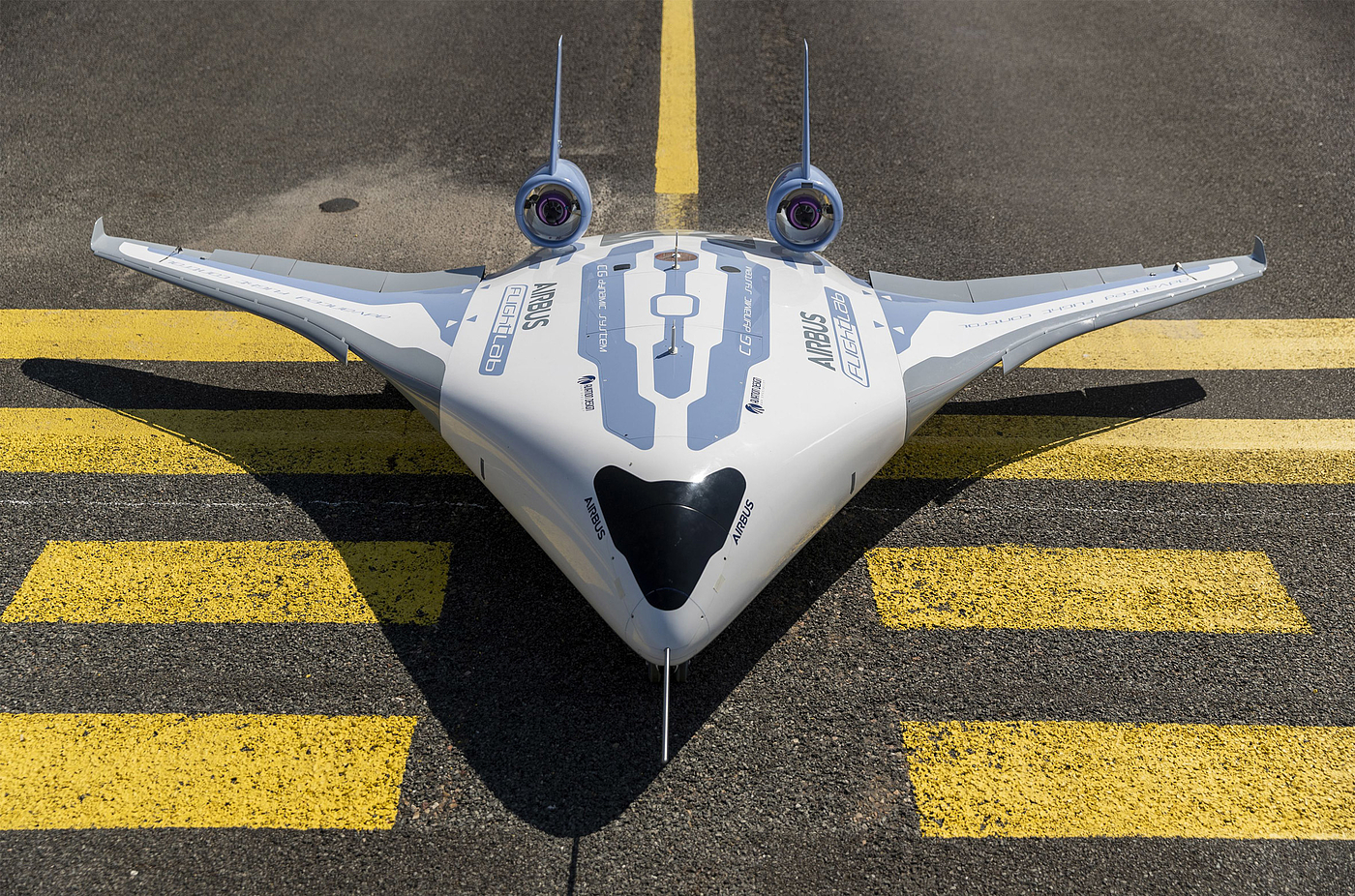 aircraft，Hybrid wing fuselage，Save fuel，concept，Model，