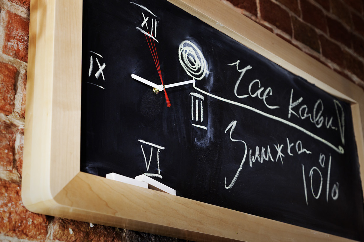 Home Furnishing，time，clock，blackboard，industrial design，