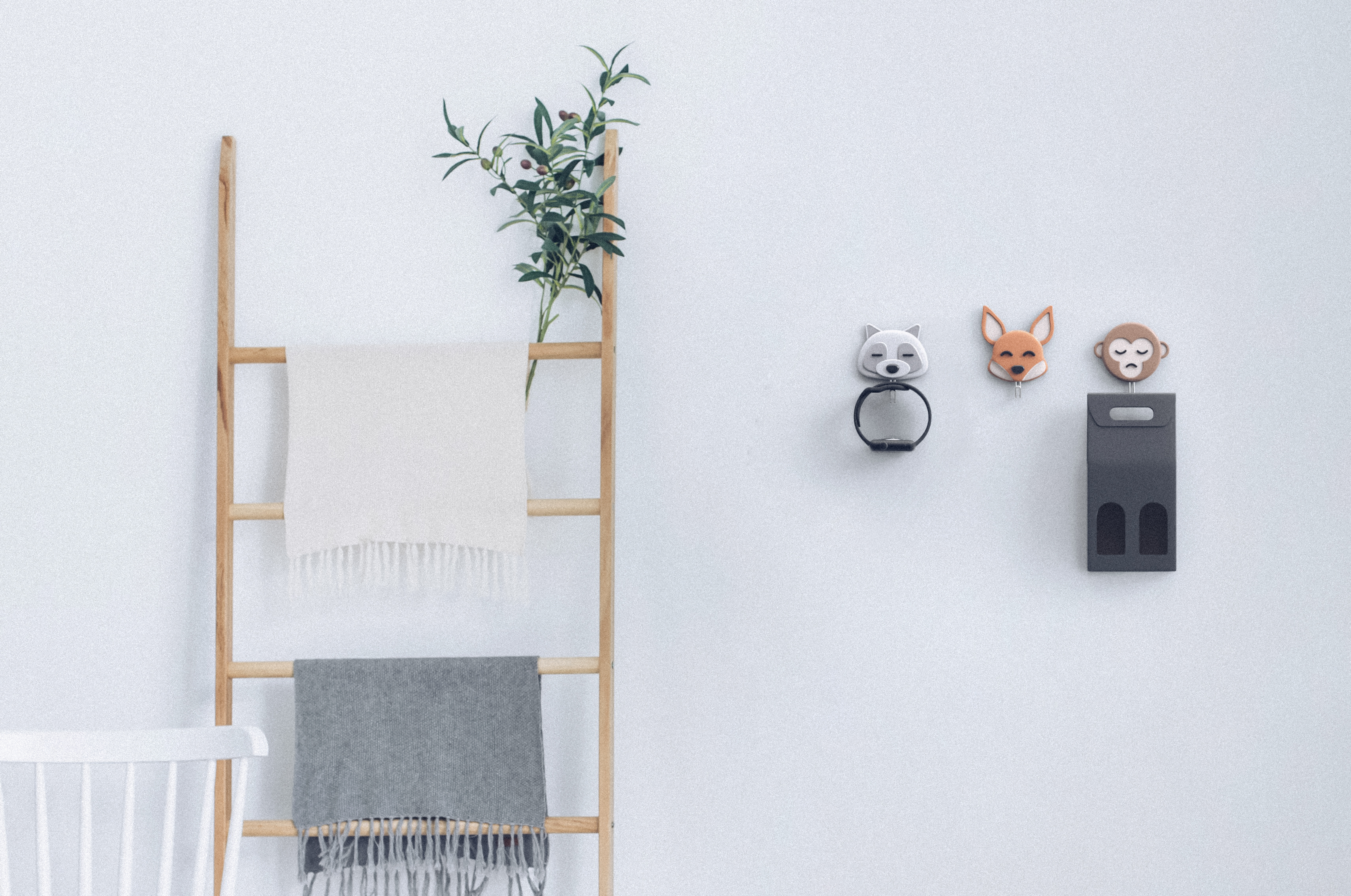 Animal image，Cartoon design，Sticking hook，a hook，