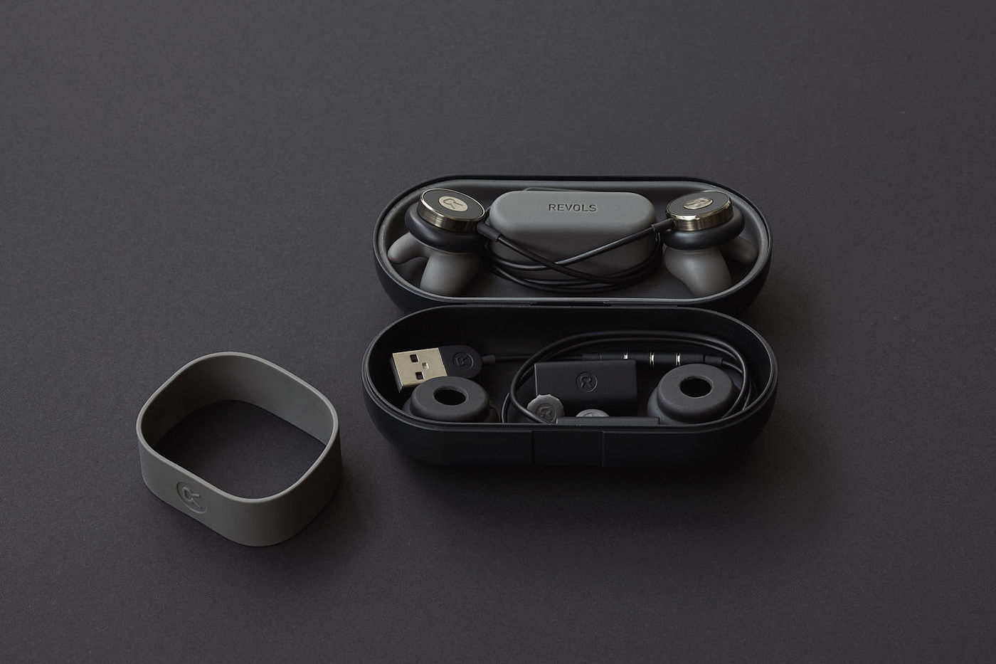 headset，Bluetooth，revols，packing，science and technology，In ear，