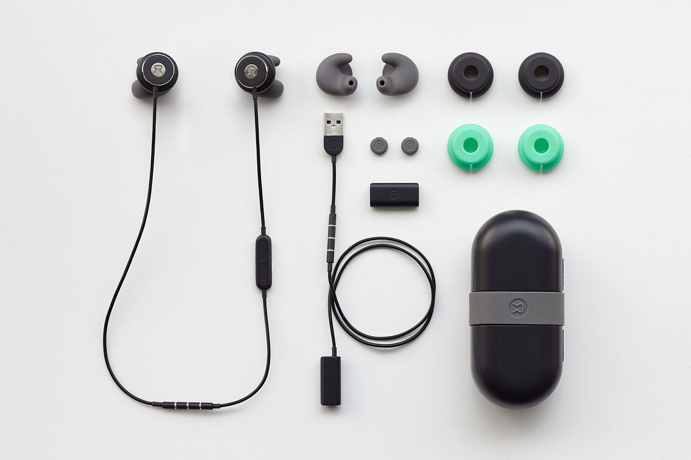 headset，Bluetooth，revols，packing，science and technology，In ear，